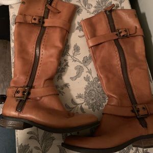 Leather boots size 7.5